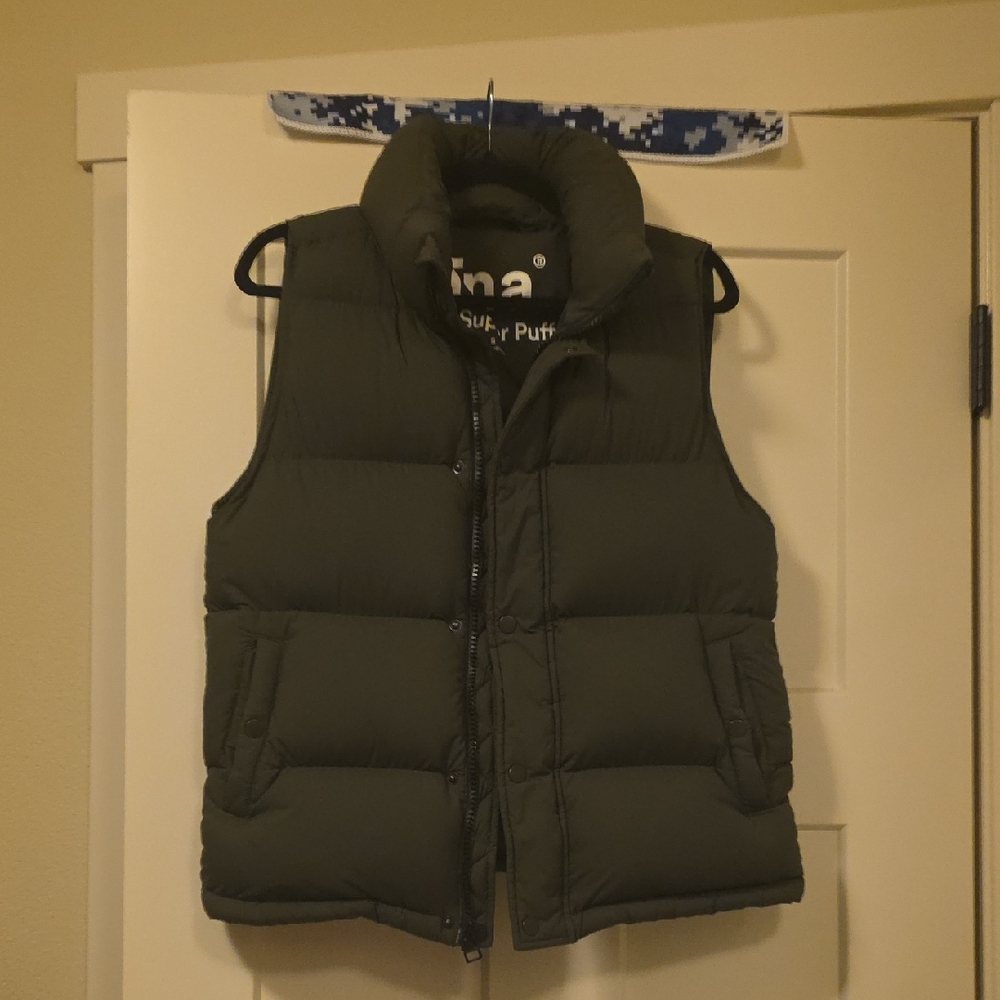 TNA Super Puff Vest